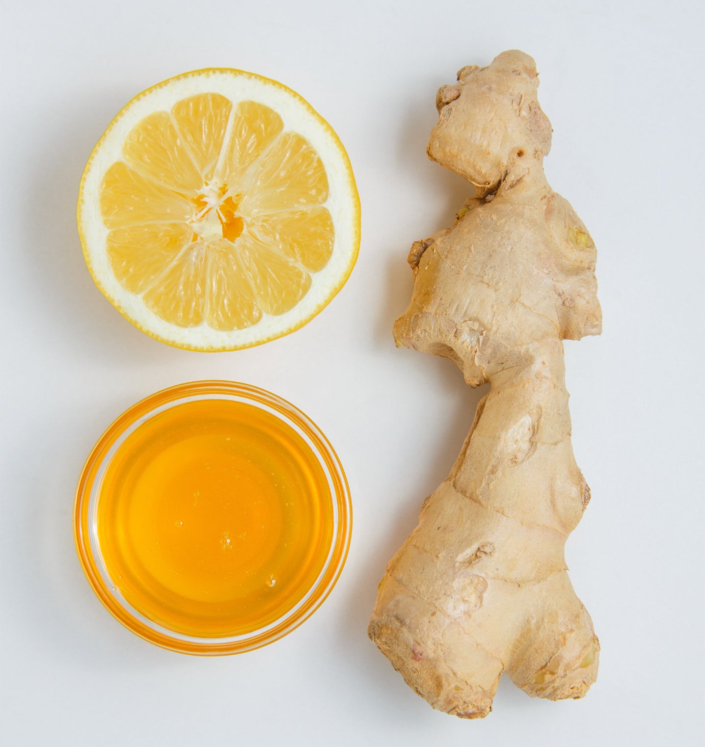 Organic ginger and lemon liquid